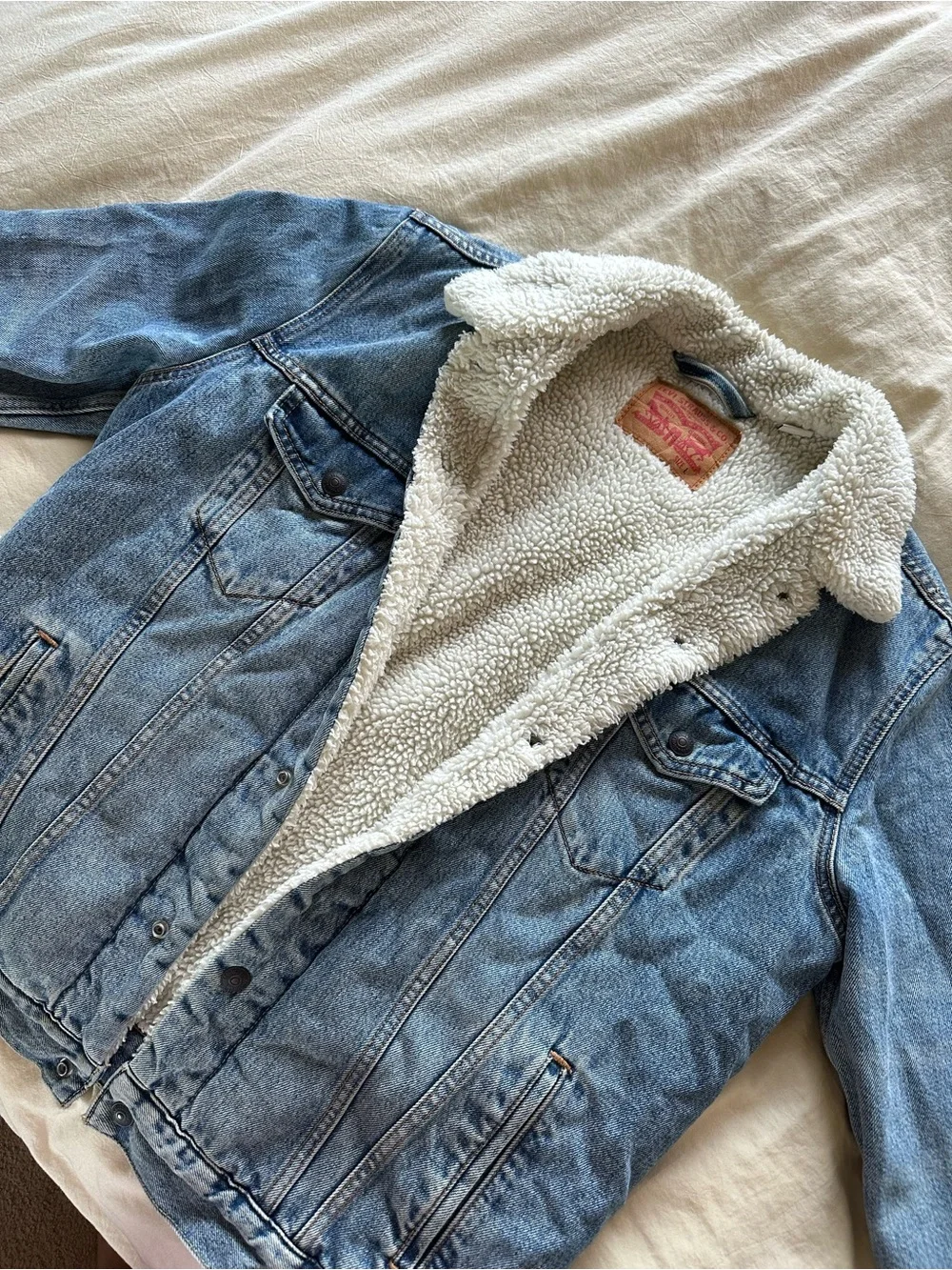 Levi's Light Blue Denim Sherpa-Lined Jacket with Cream Lining